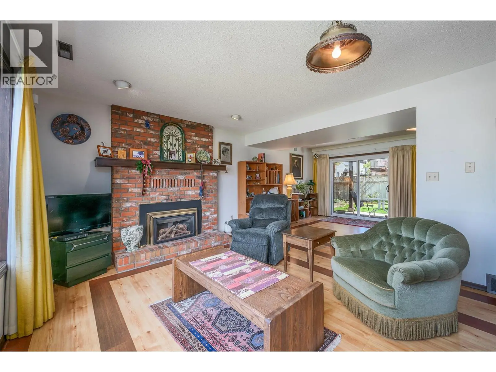 2681 Abbott Street. Kelowna, British Columbia
