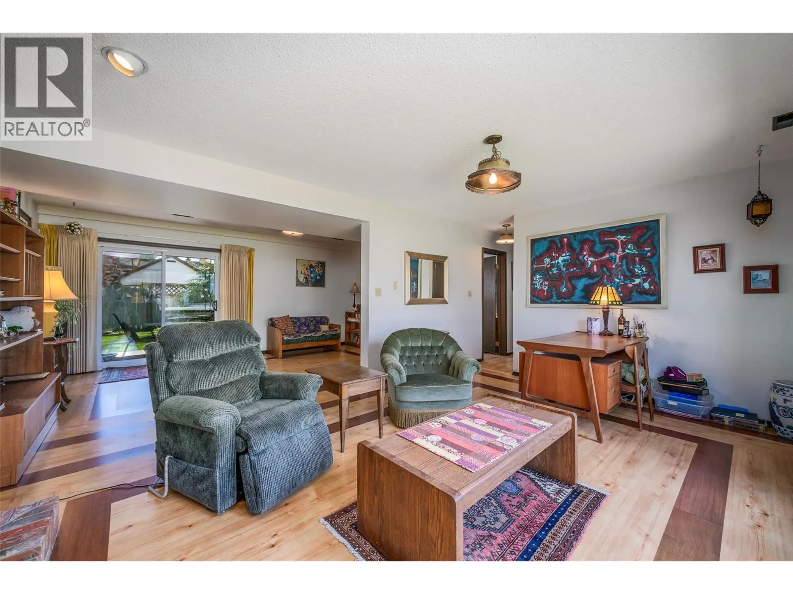 2681 Abbott Street. Kelowna, British Columbia