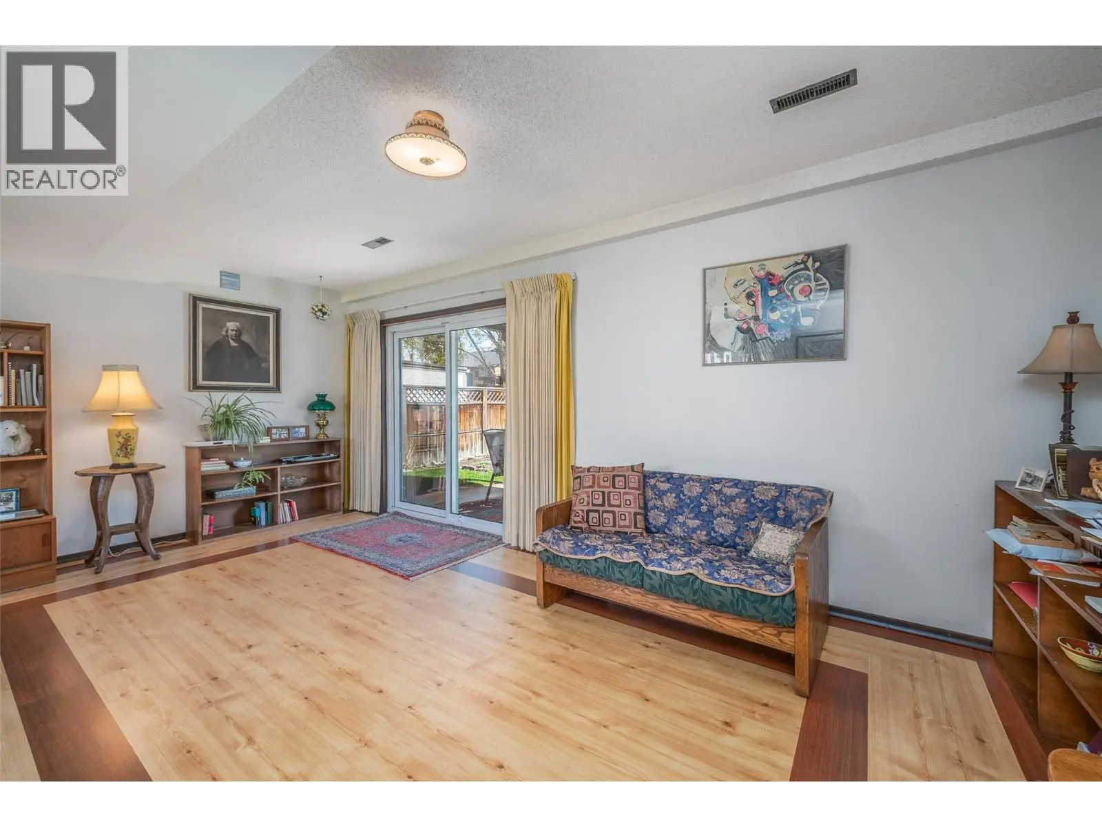 2681 Abbott Street. Kelowna, British Columbia