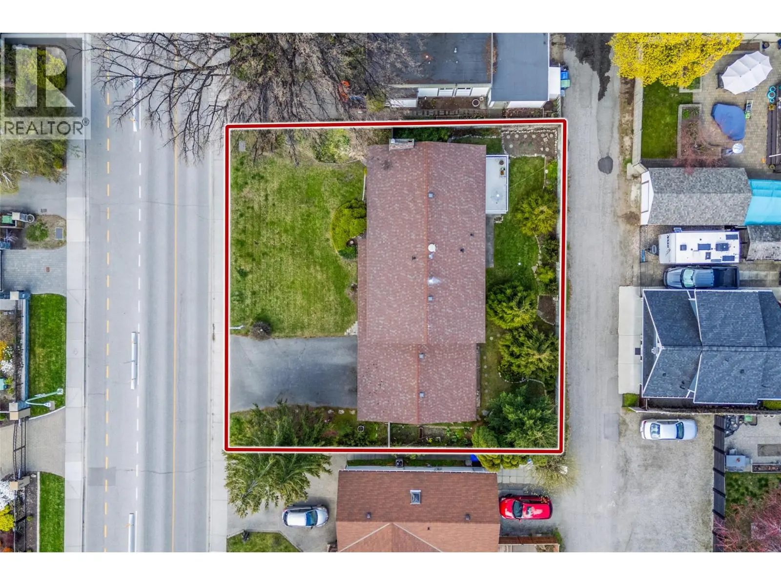 2681 Abbott Street. Kelowna, British Columbia