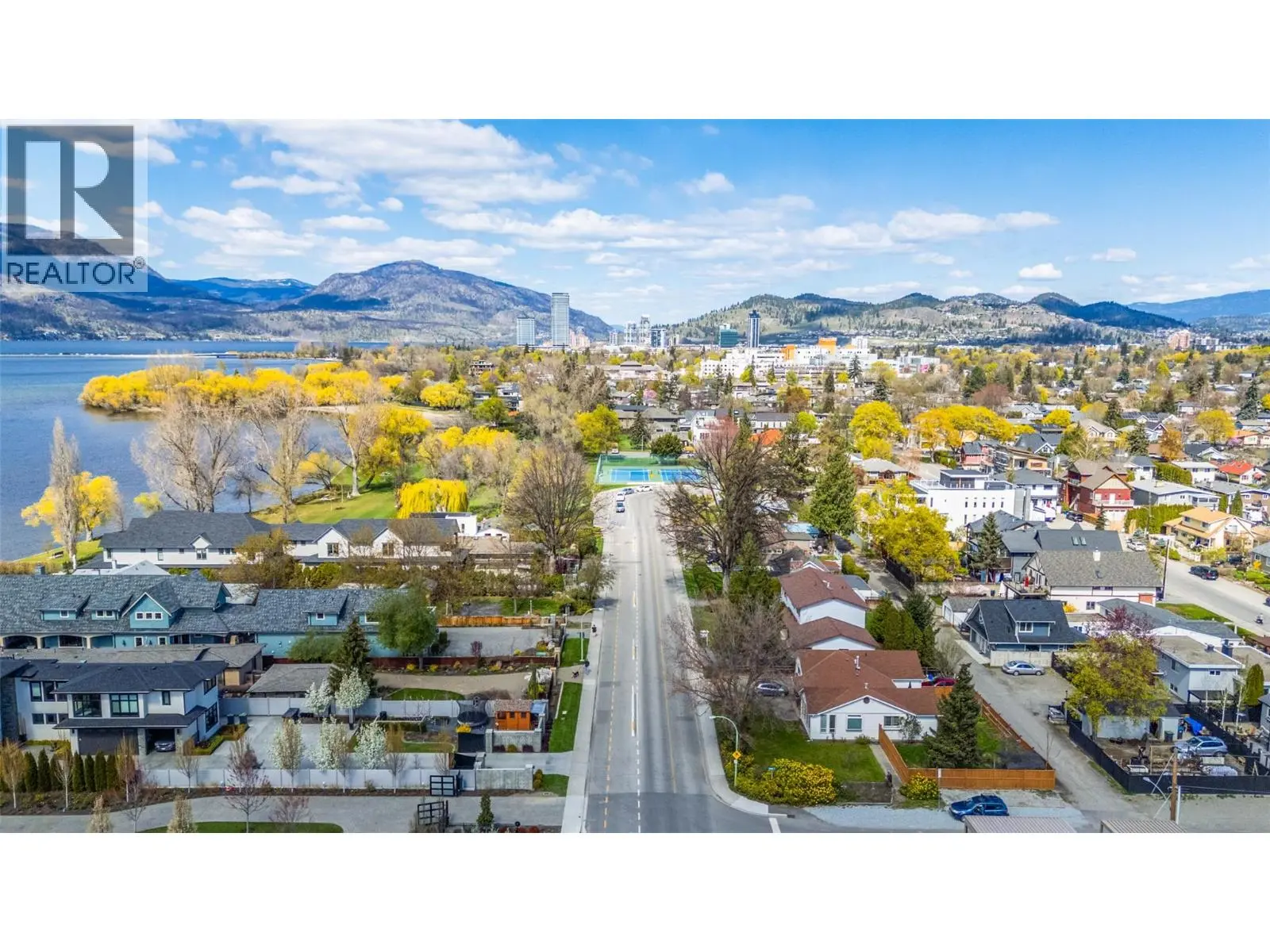 2681 Abbott Street. Kelowna, British Columbia
