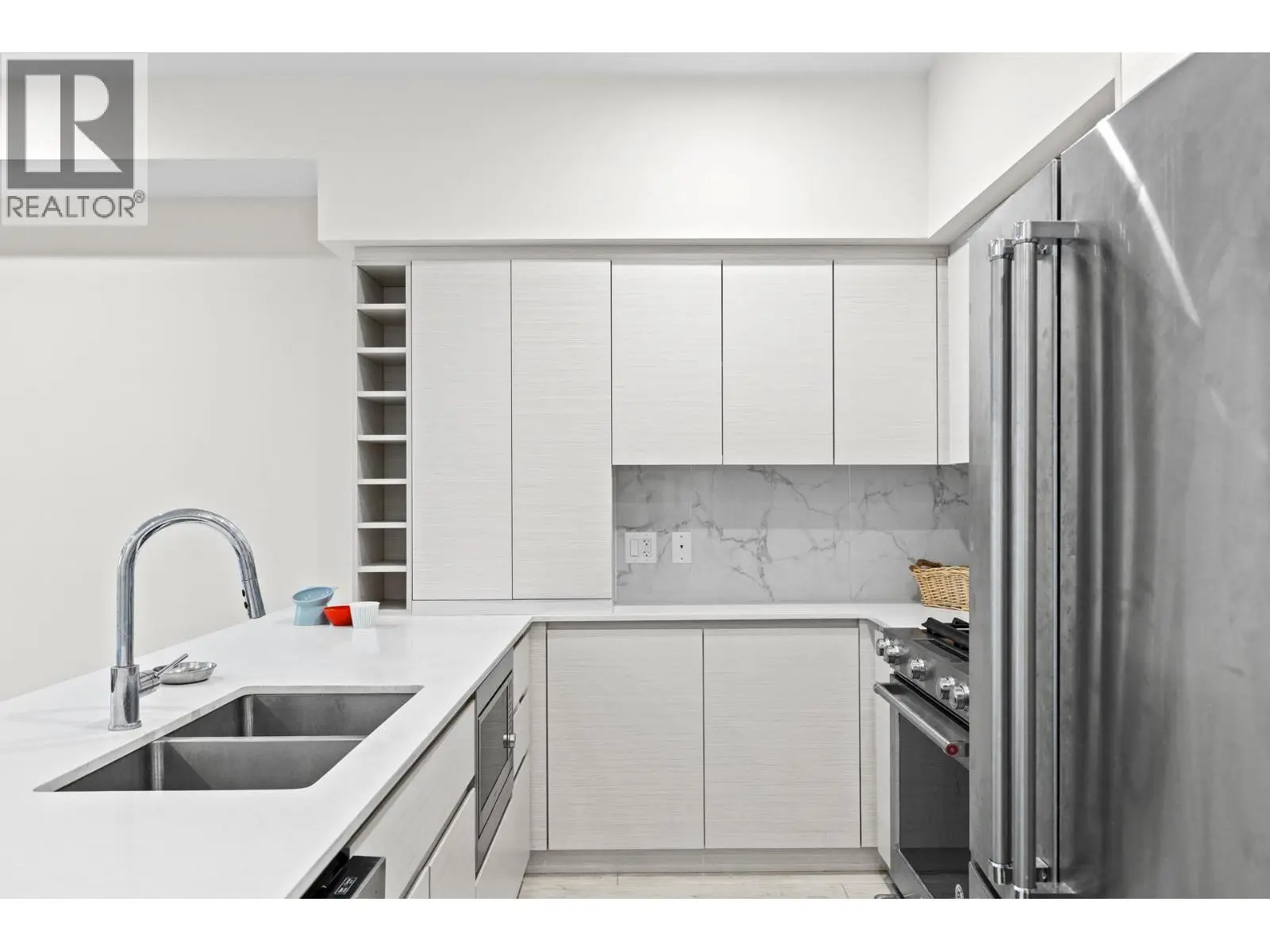 1925 Enterprise Way Unit# 311. Kelowna, British Columbia
