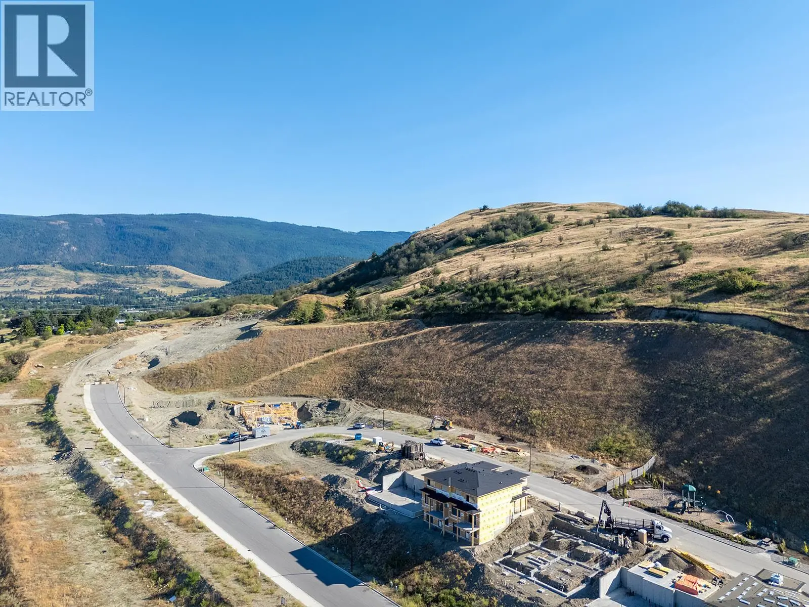 457 Morningview Drive. Coldstream, British Columbia