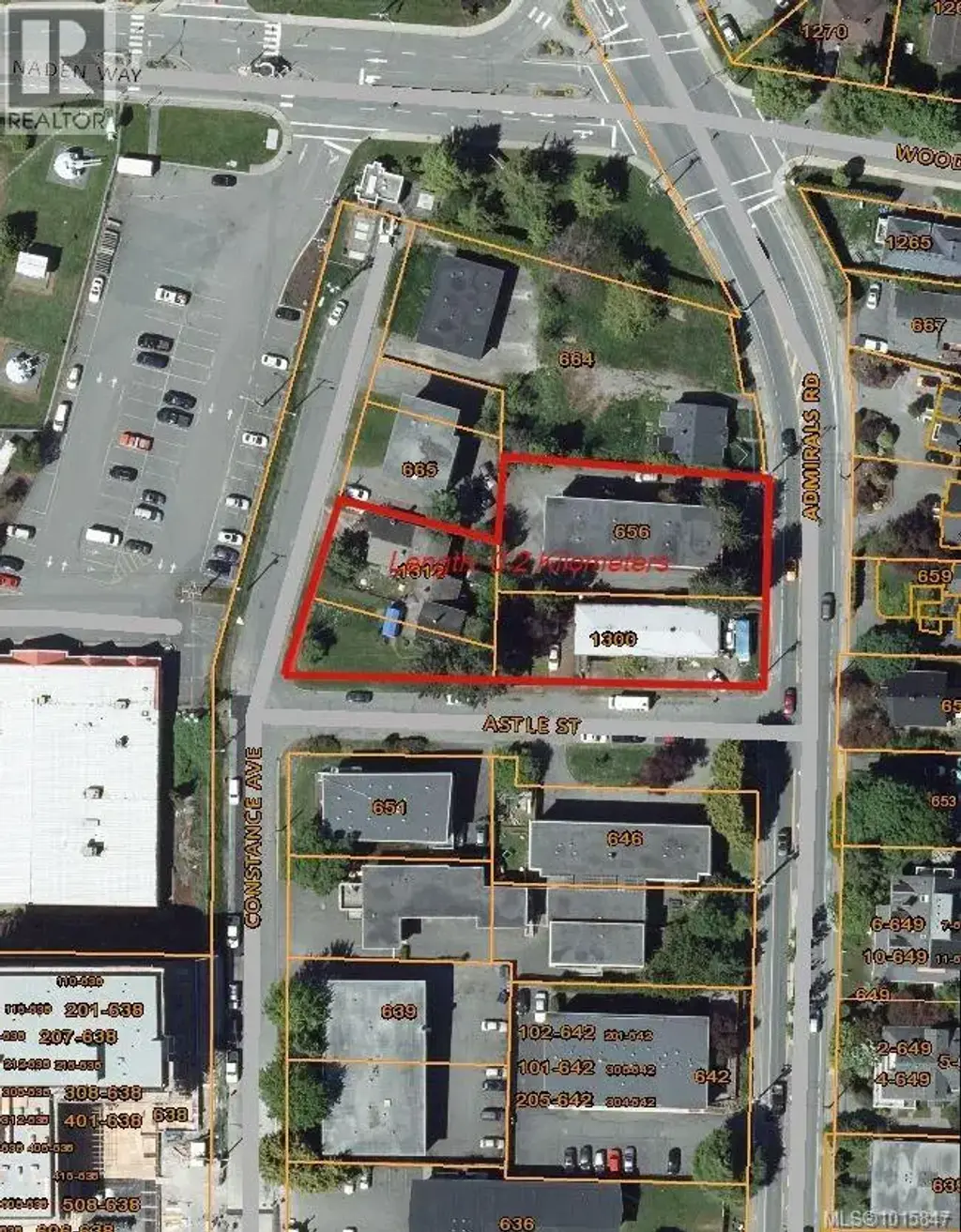 656 Admirals Rd, Esquimalt