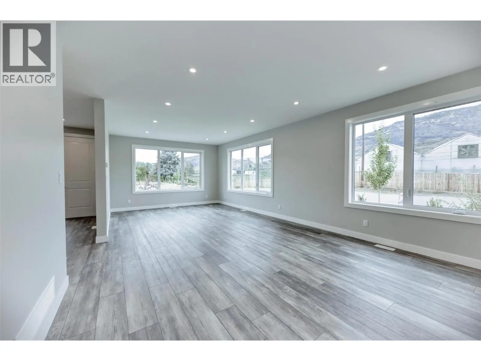 3 Wood Duck Way. Osoyoos, British Columbia