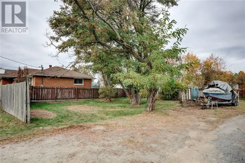 3345 Falconbridge Highway, Garson