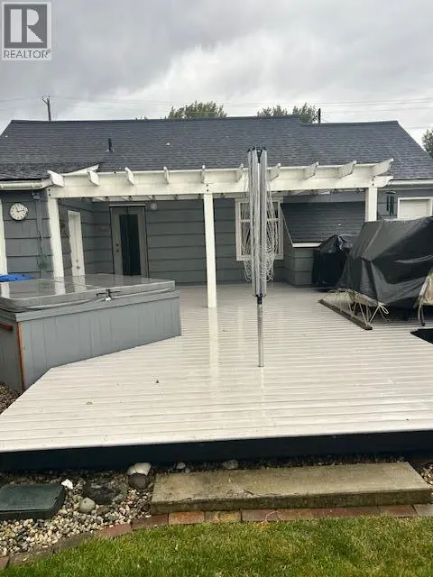 3547 Lakeshore Road. Kelowna, British Columbia