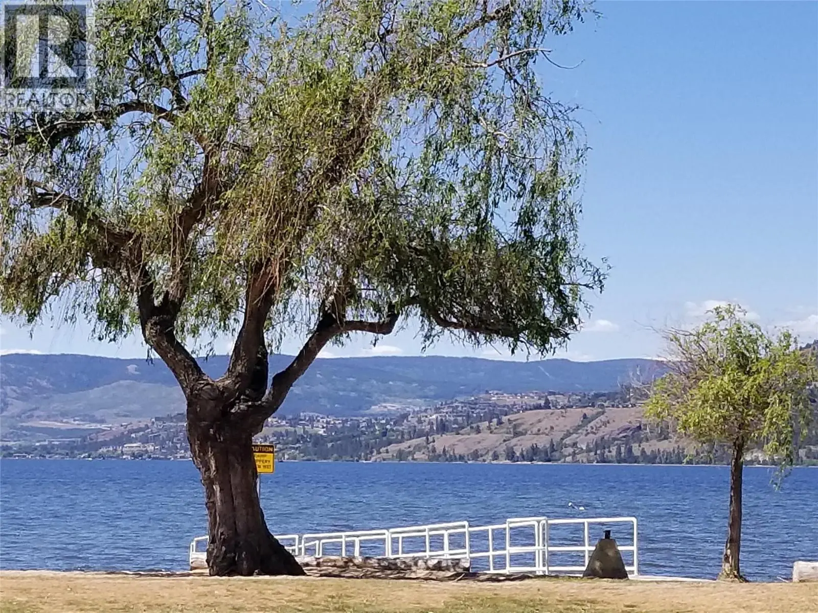 3547 Lakeshore Road. Kelowna, British Columbia