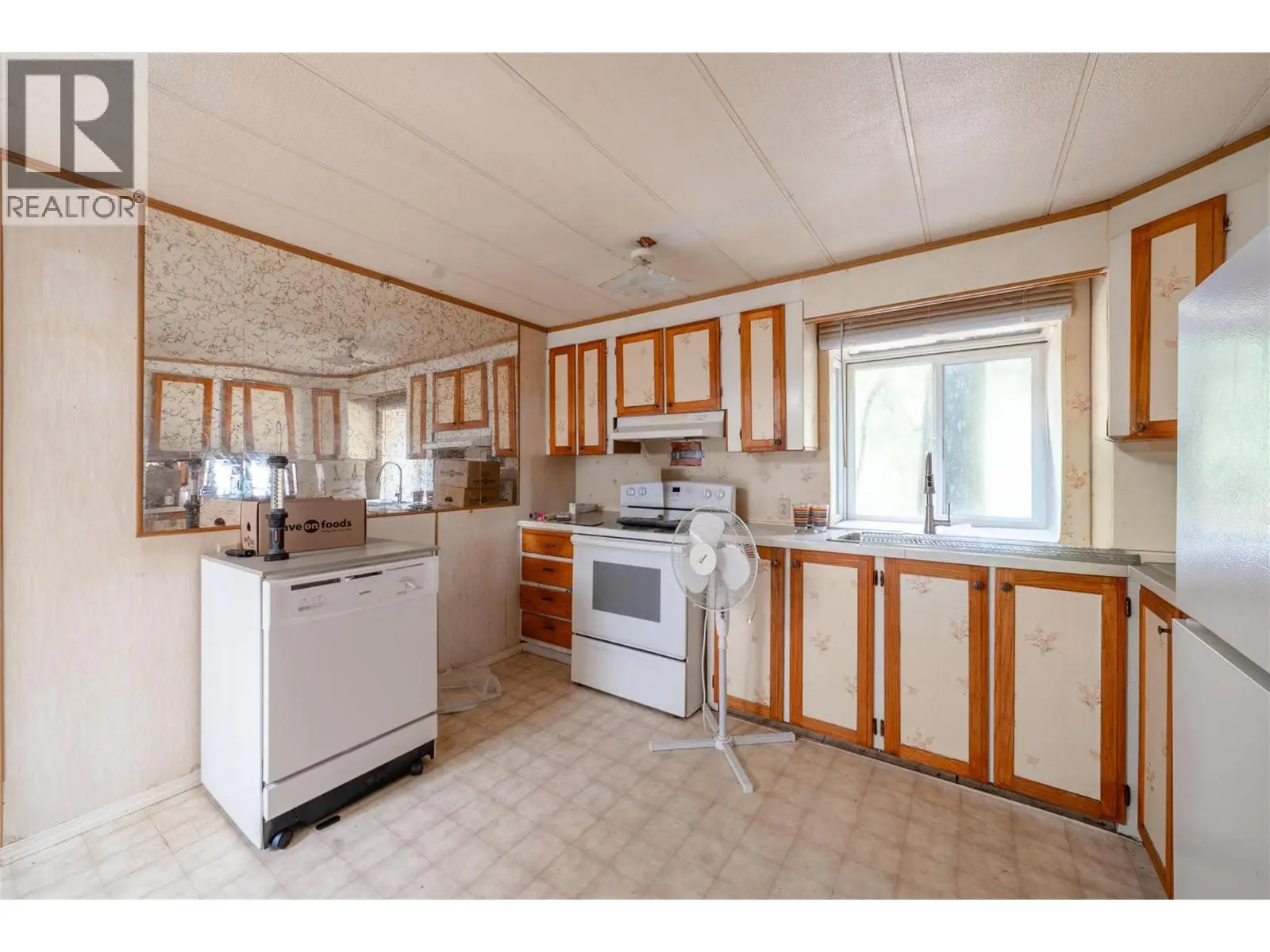 4540 Eagle Bay Road. Eagle Bay, British Columbia