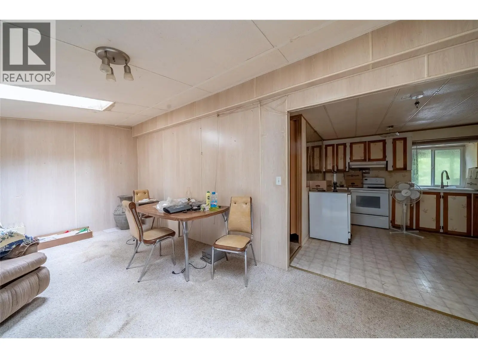 4540 Eagle Bay Road. Eagle Bay, British Columbia