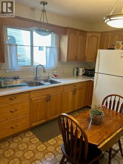 3537 Lakeshore Road. Kelowna, British Columbia