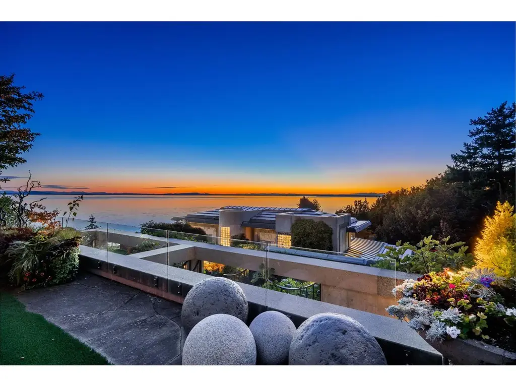 14971 Prospect Avenue, White Rock