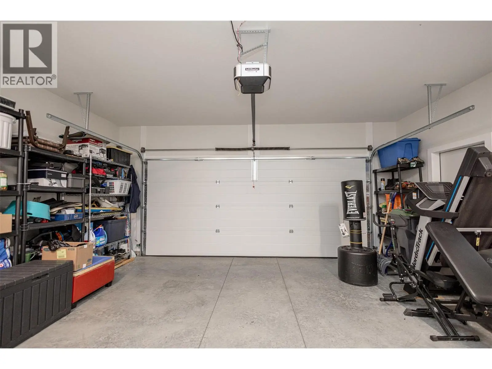 2118 Ryegrass Road. Kelowna, British Columbia