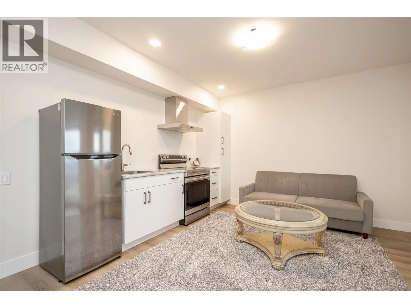 2118 Ryegrass Road. Kelowna, British Columbia