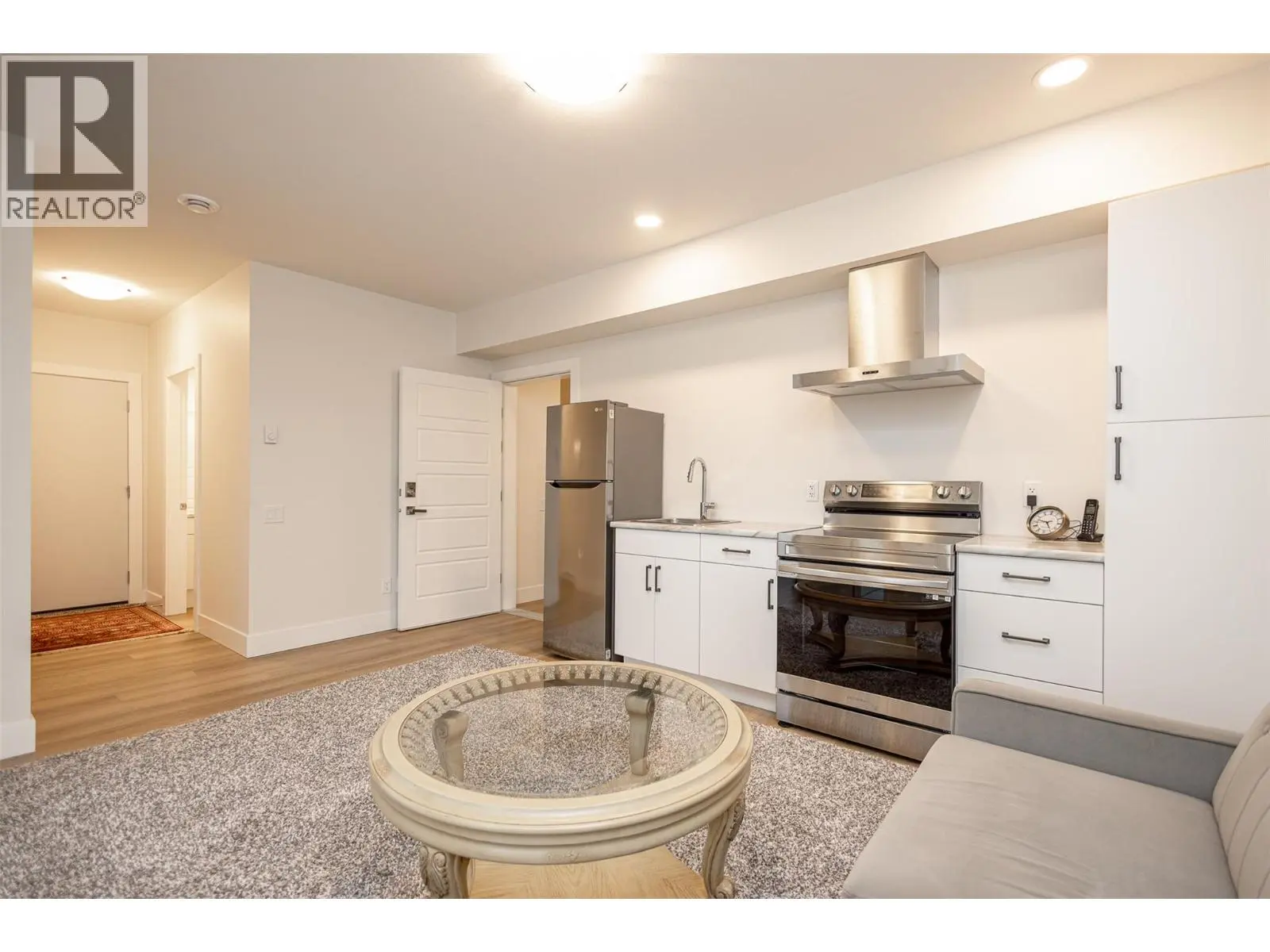 2118 Ryegrass Road. Kelowna, British Columbia