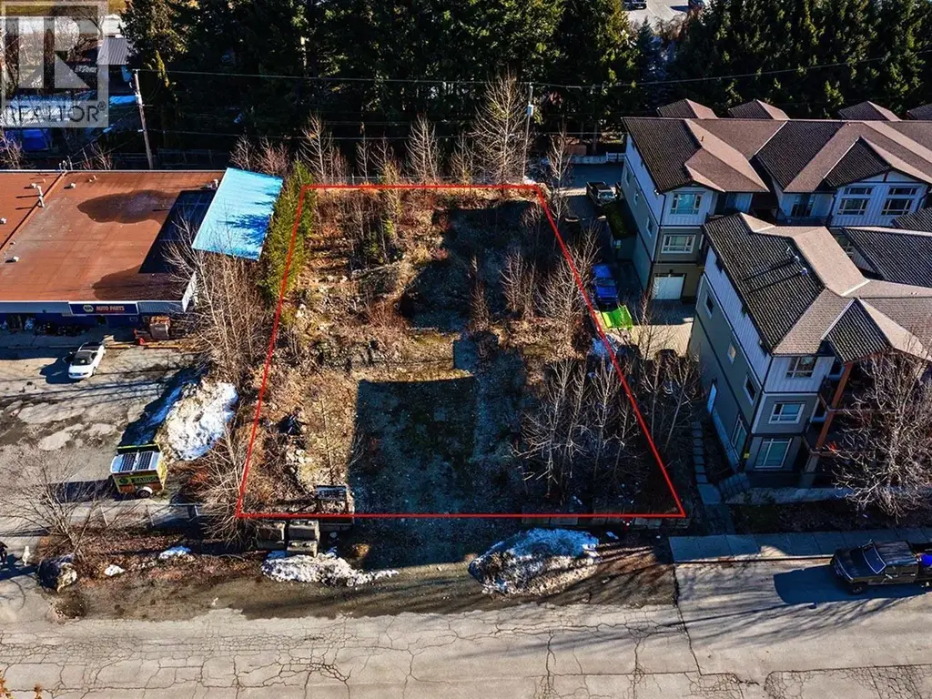 7454 Prospect Street, Pemberton