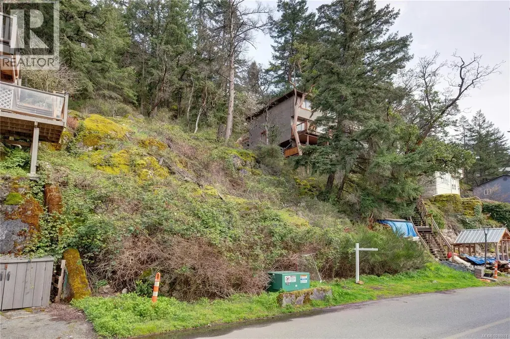321 Woodhaven Dr, Nanaimo