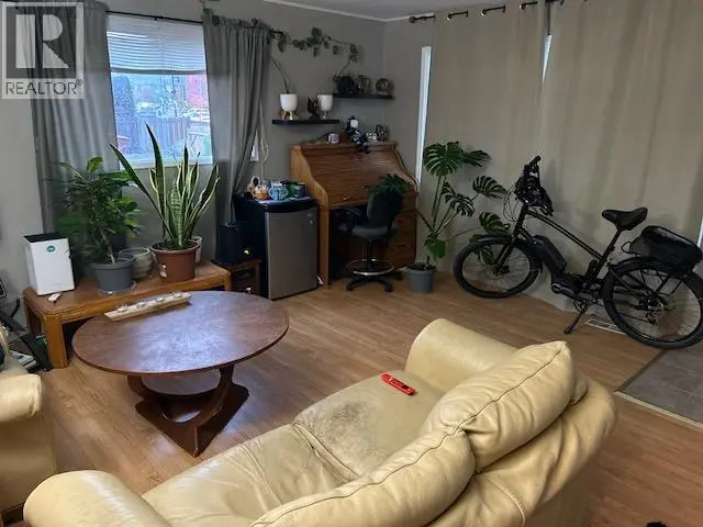 3595 Lakeshore Road. Kelowna, British Columbia