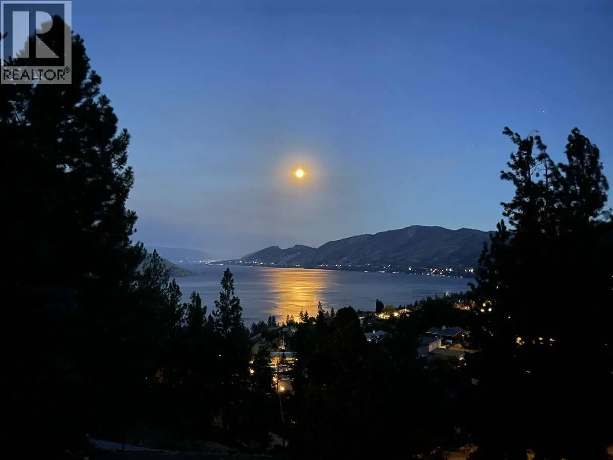 5918 Ehlers Road. Peachland, British Columbia