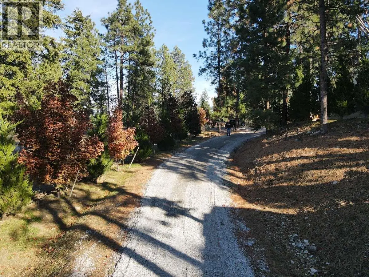 5918 Ehlers Road. Peachland, British Columbia