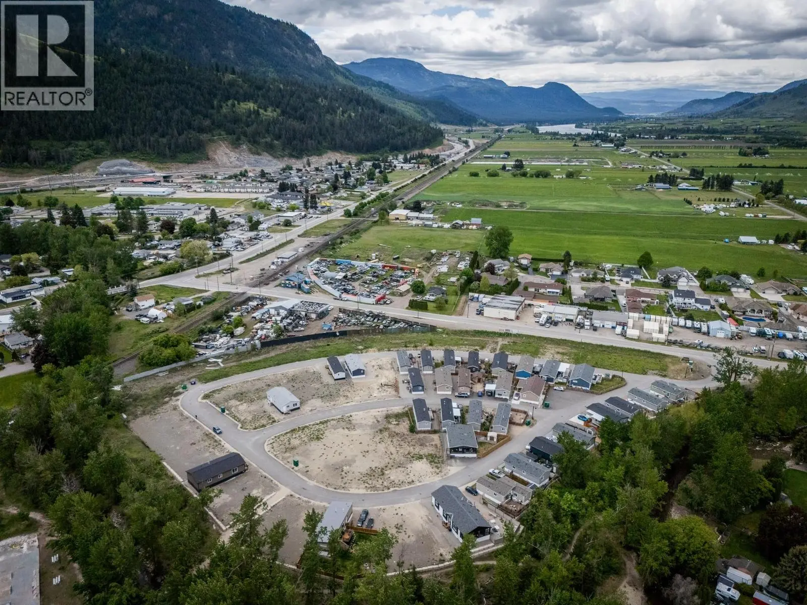 235 Aylmer Road Unit# 50. Chase, British Columbia