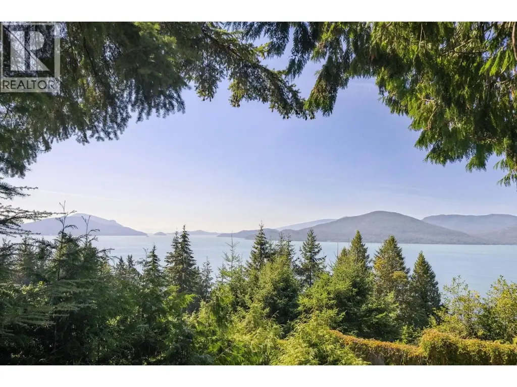 330 Bayview Road, Lions Bay