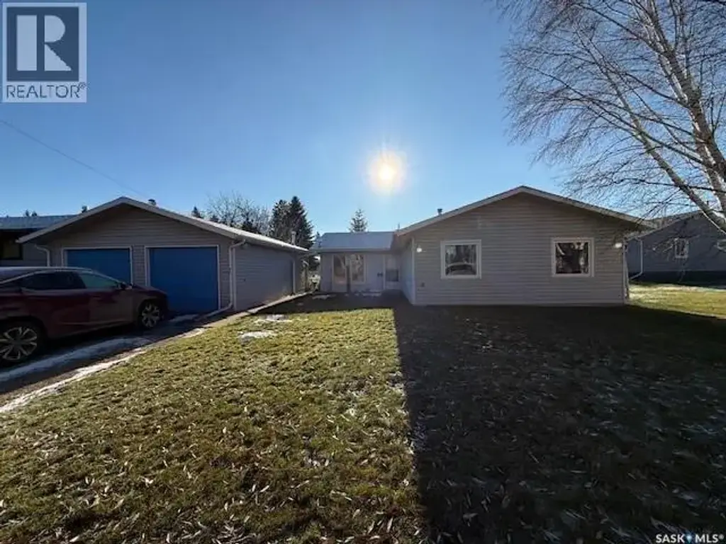 113 First Avenue S, Norquay