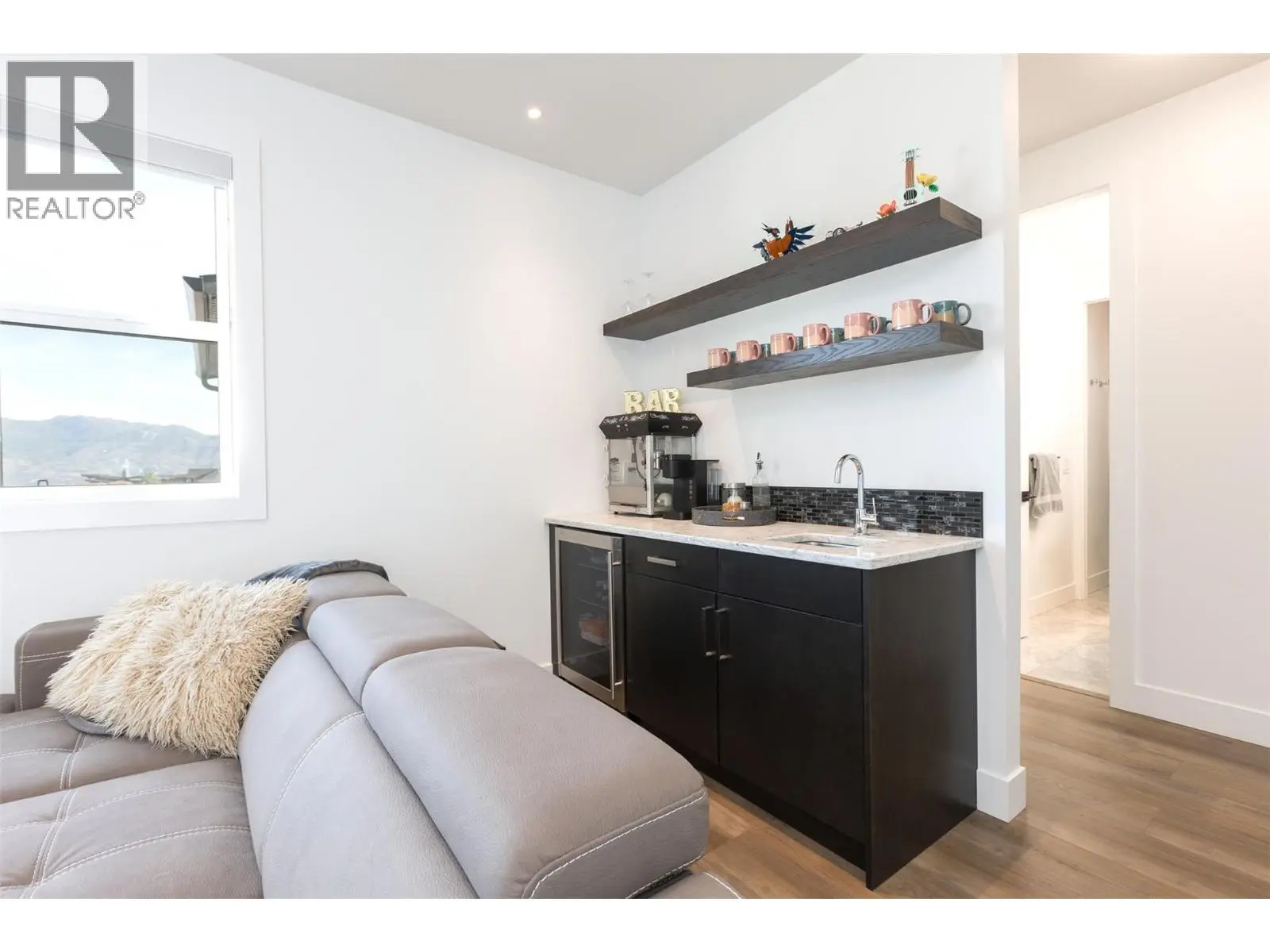 1584 Malbec Place. West Kelowna, British Columbia