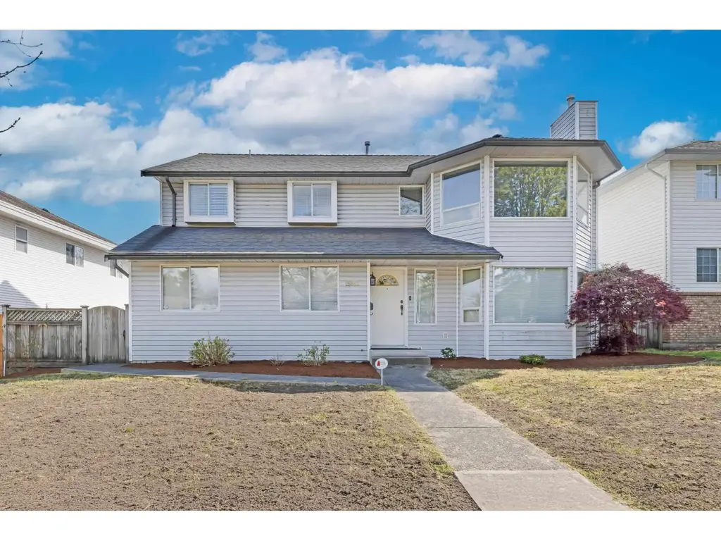 15852 100 Avenue, Surrey