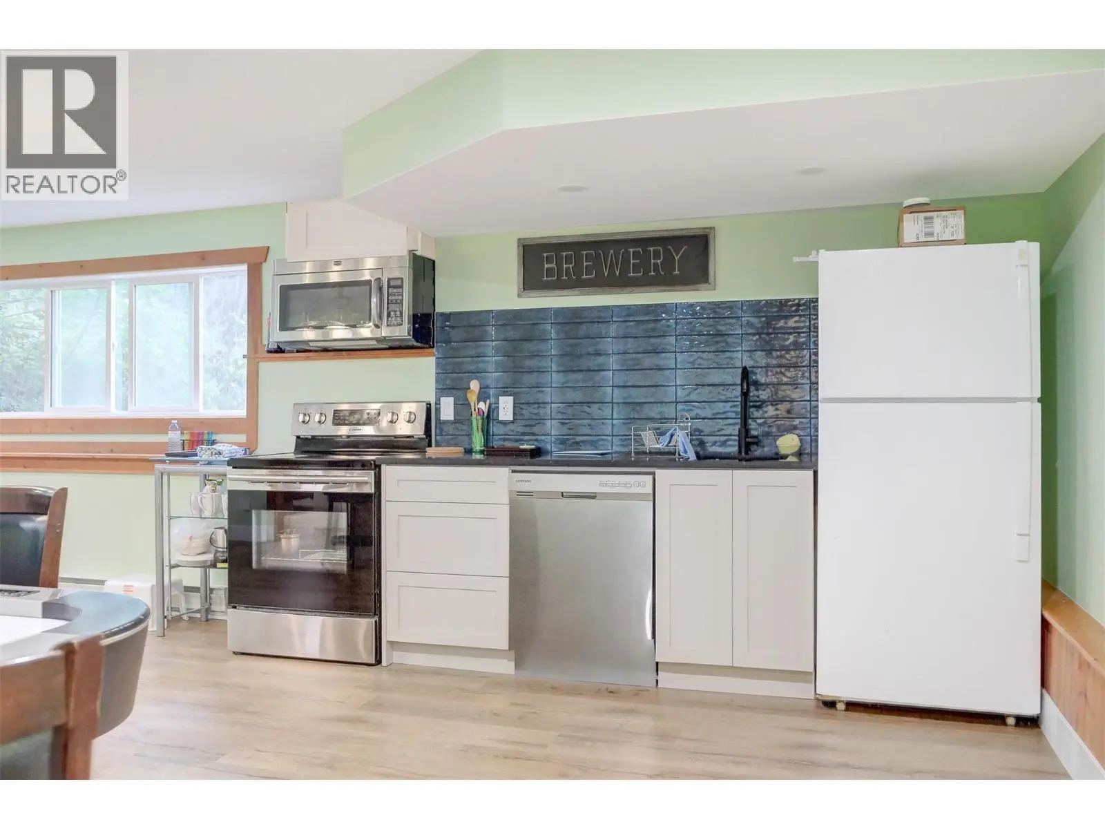 3525 Mckellar Road. West Kelowna, British Columbia