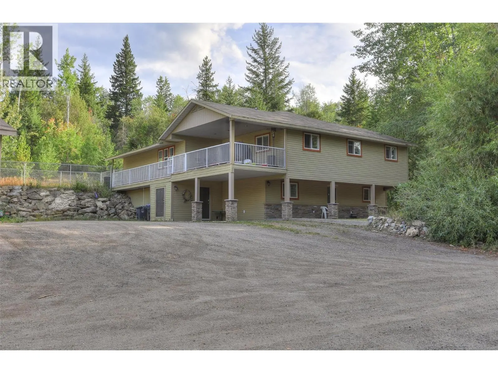3525 Mckellar Road. West Kelowna, British Columbia