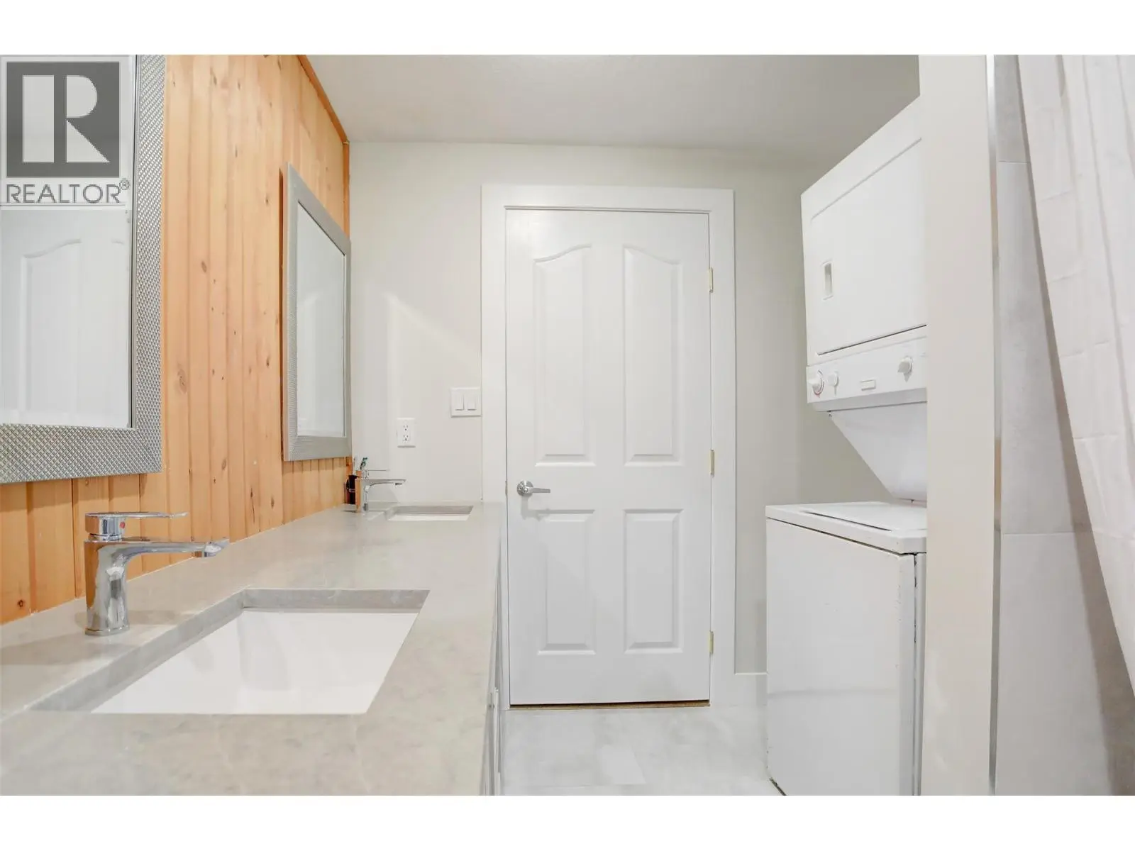 3525 Mckellar Road. West Kelowna, British Columbia