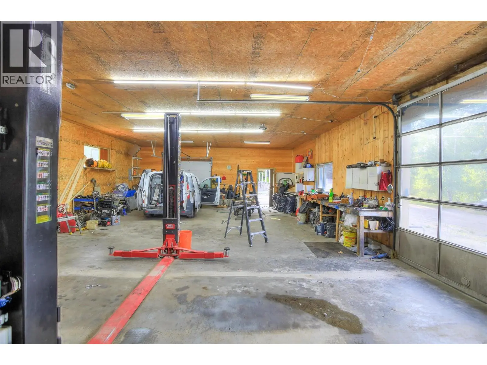 3525 Mckellar Road. West Kelowna, British Columbia