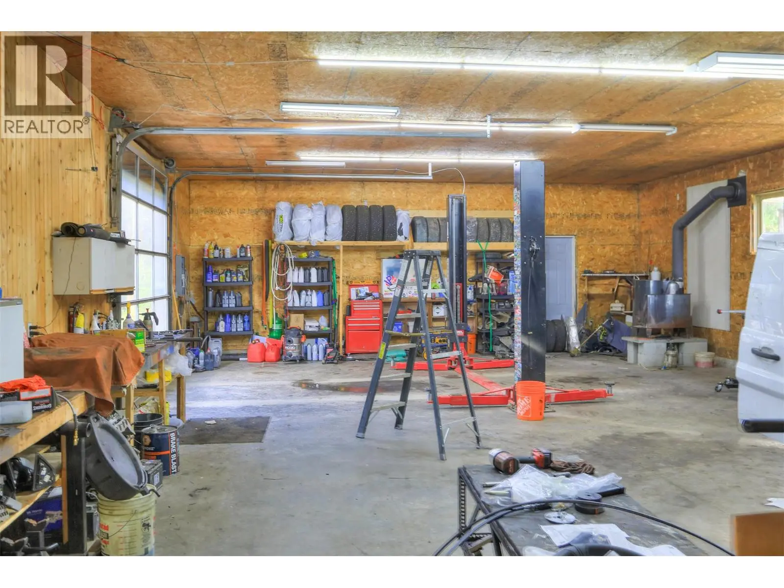 3525 Mckellar Road. West Kelowna, British Columbia