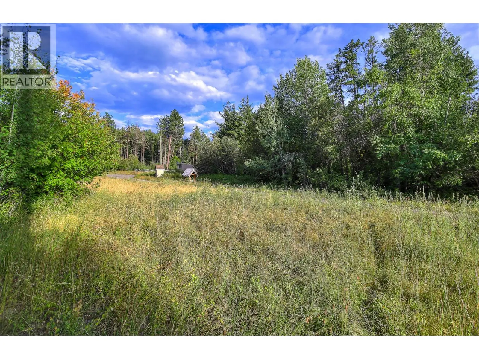 3525 Mckellar Road. West Kelowna, British Columbia