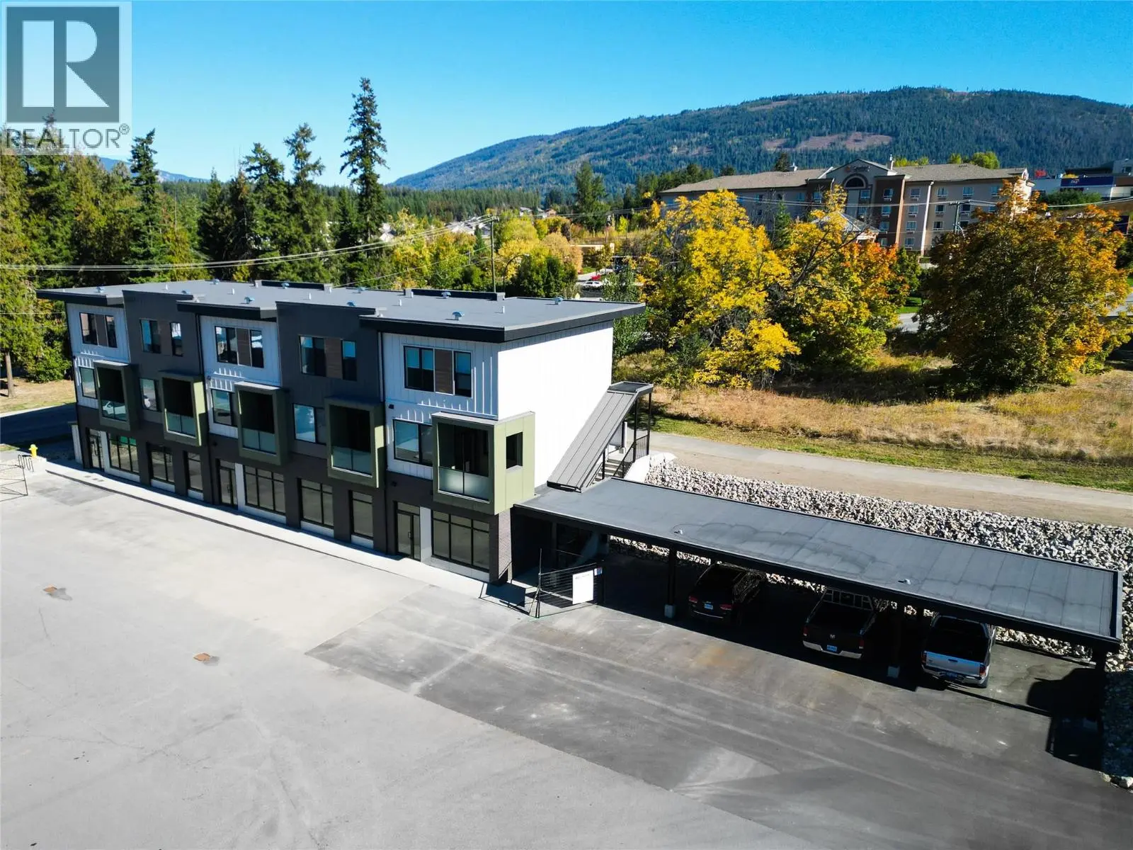 2110 11 Avenue Ne Unit# B101. Salmon Arm, British Columbia