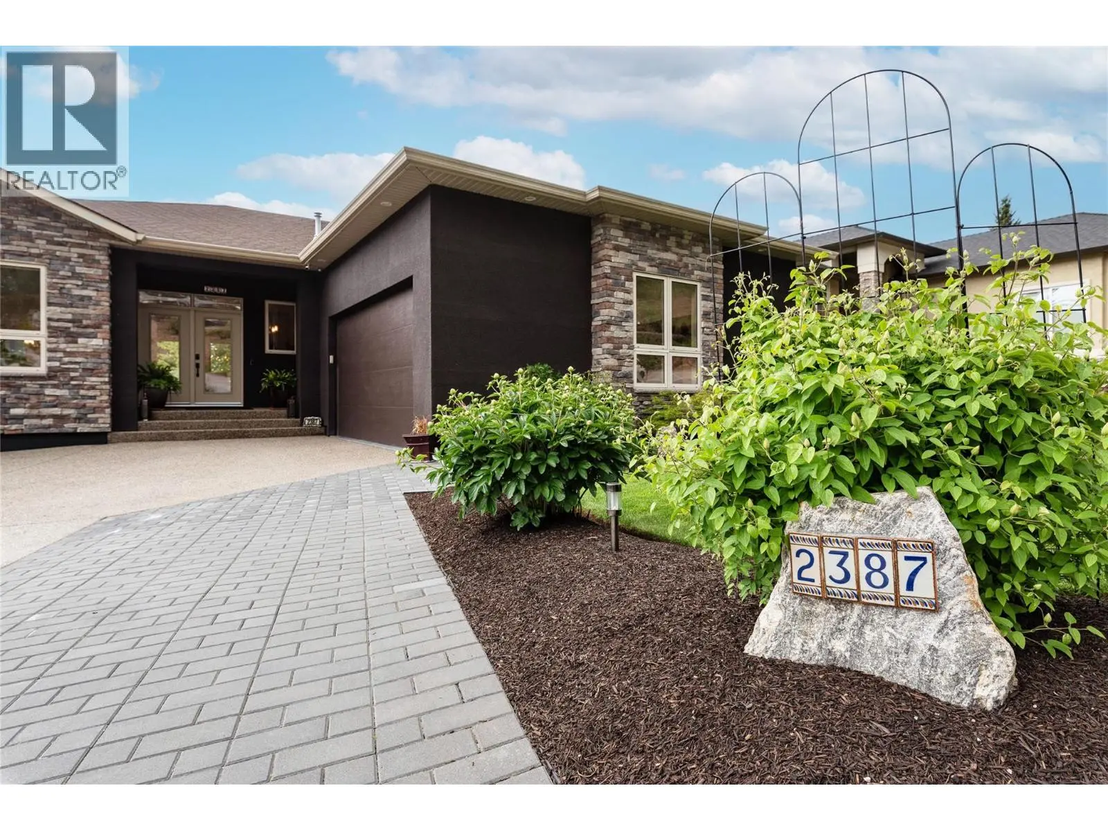Photo of Listing #10370406