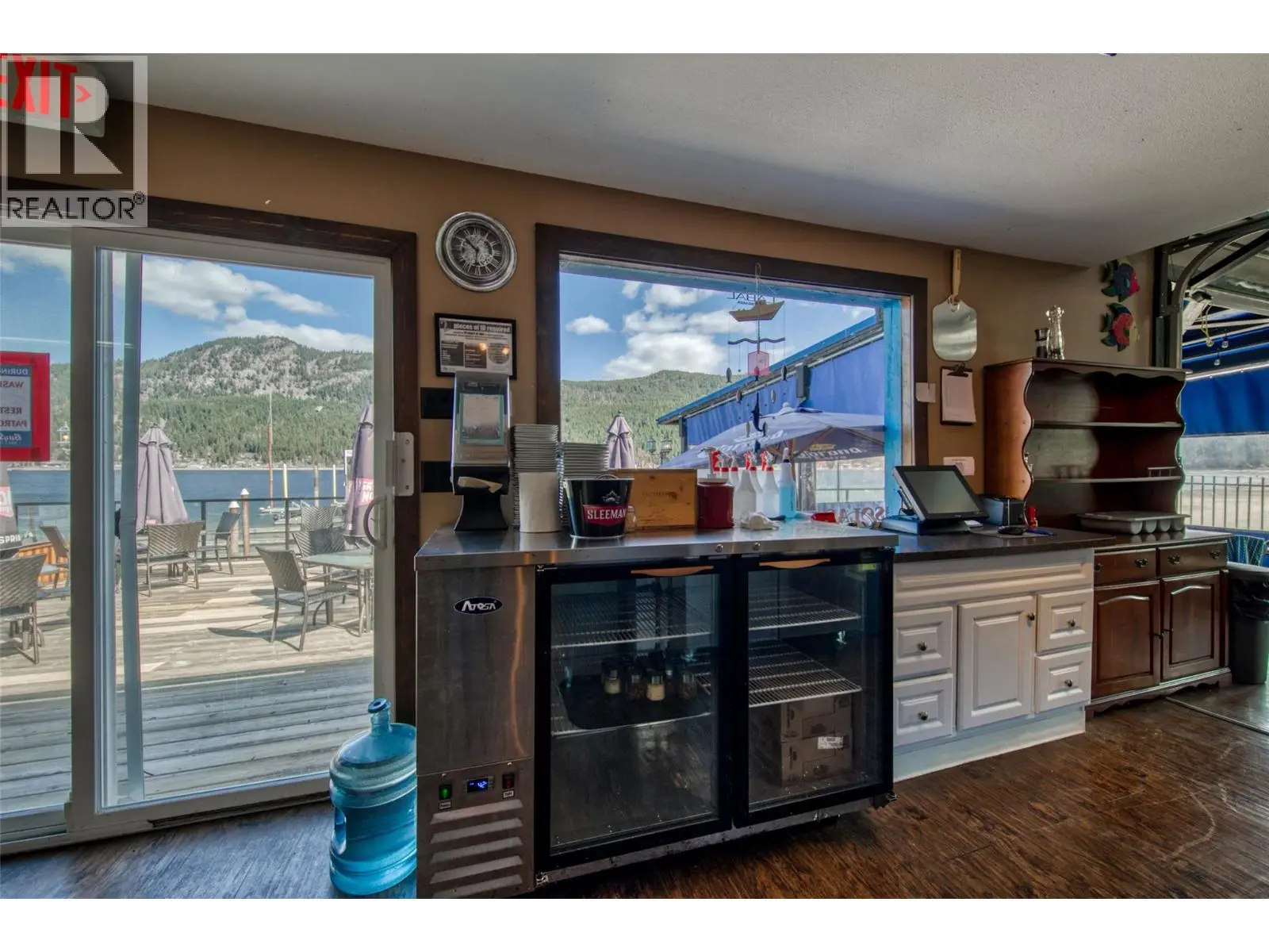 2886 Marine Drive. Blind Bay, British Columbia
