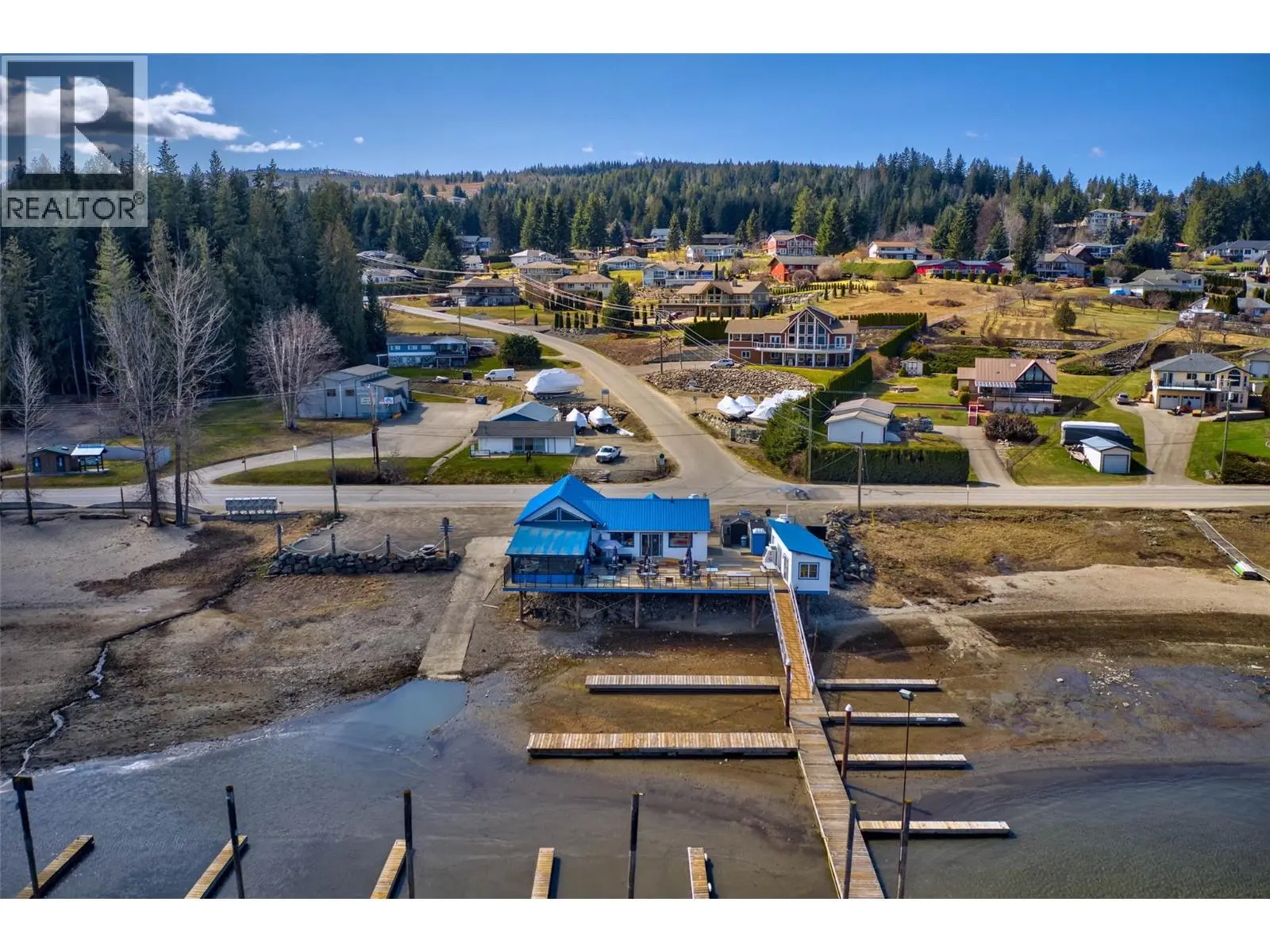 2886 Marine Drive. Blind Bay, British Columbia