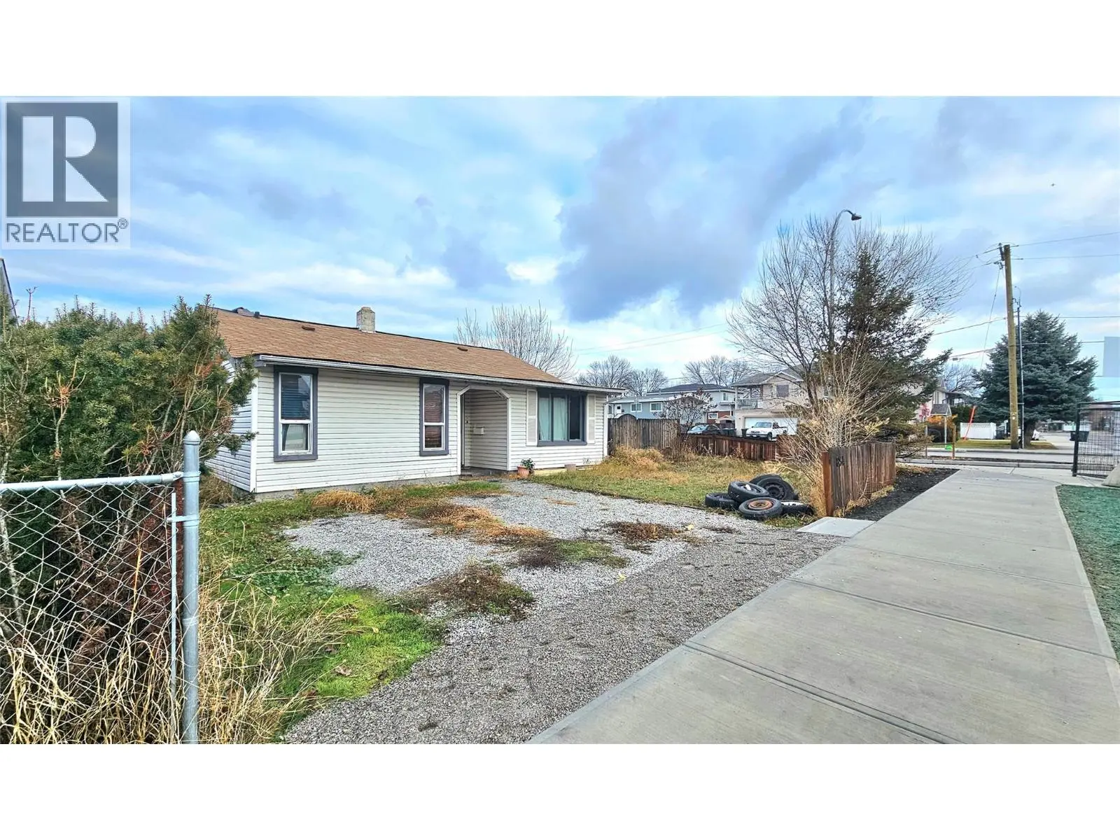 894 Morrison Avenue. Kelowna, British Columbia