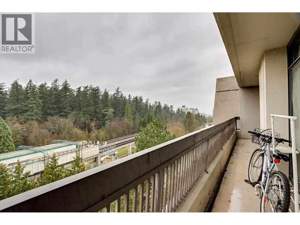 904 5932 Patterson Avenue, Burnaby