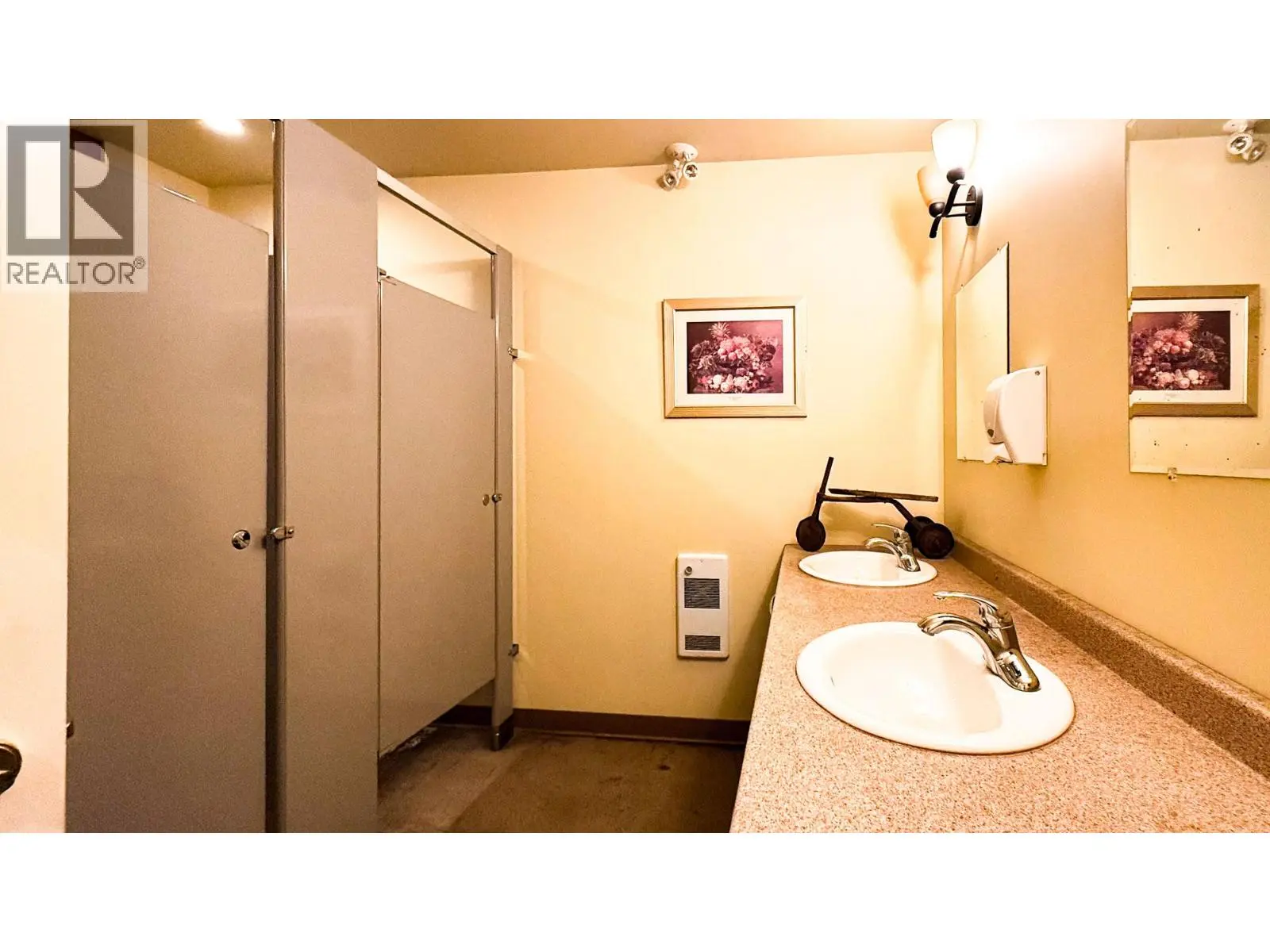 1357 Ellis Street Unit# 101. Kelowna, British Columbia