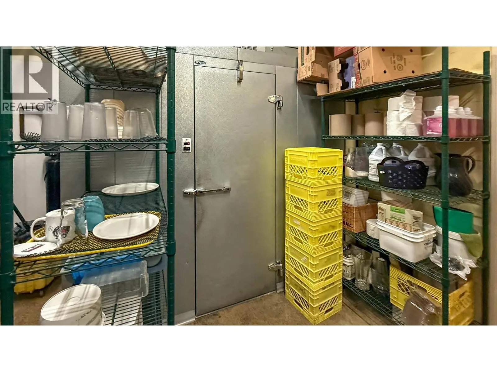 1357 Ellis Street Unit# 101. Kelowna, British Columbia