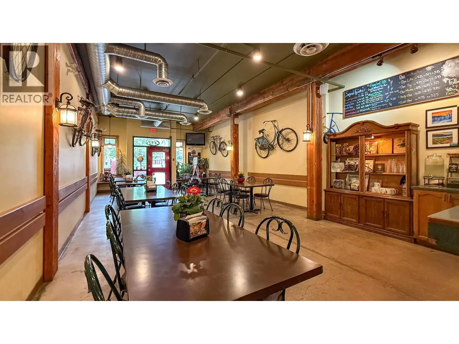 1357 Ellis Street Unit# 101. Kelowna, British Columbia