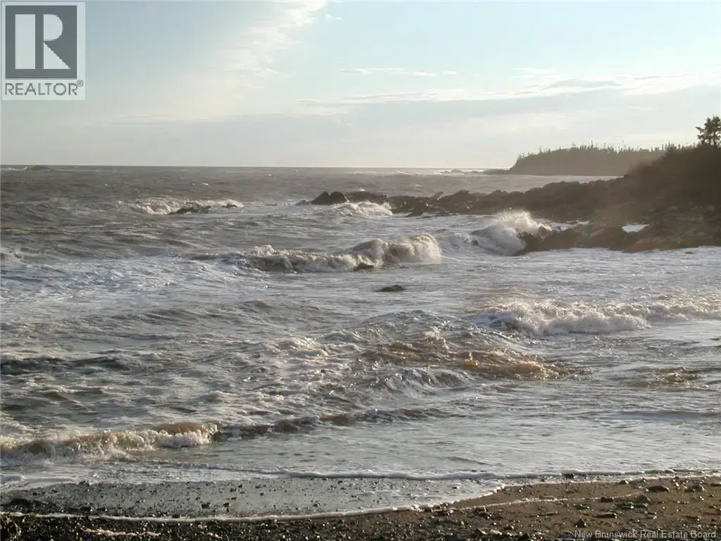 1888 Route 790, Dipper Harbour
