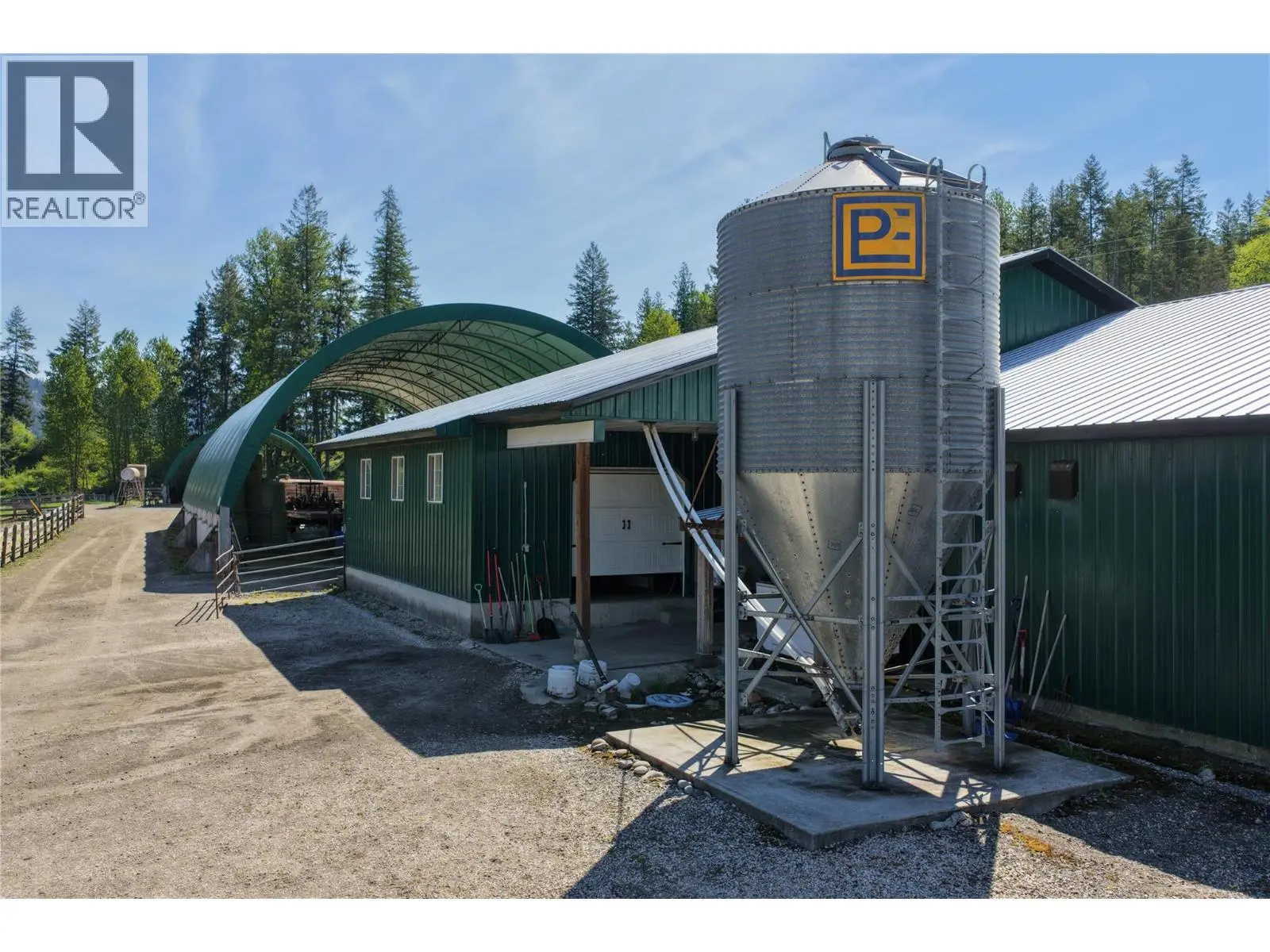 1519 Highway 6 Highway. Cherryville, British Columbia