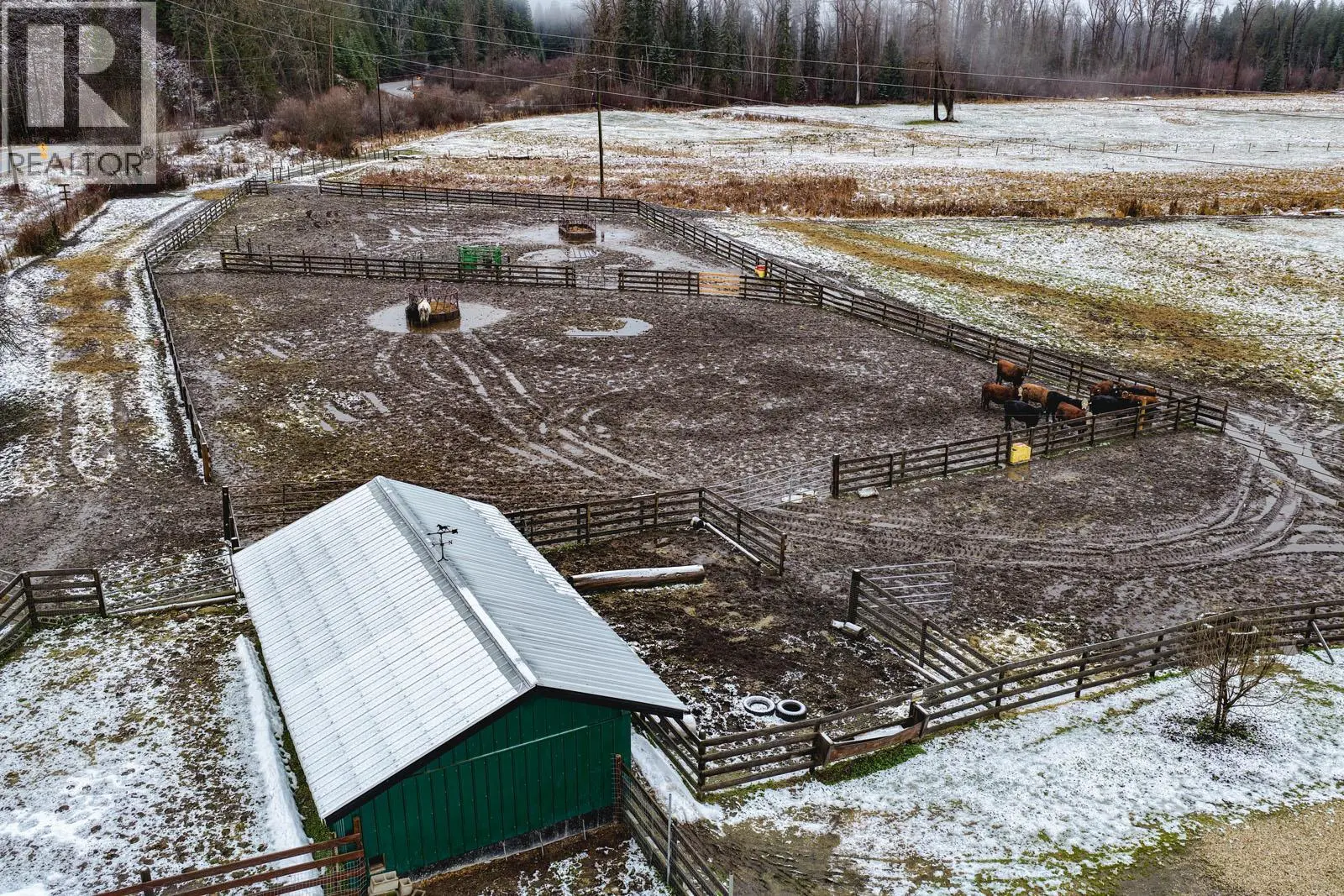 1519 Highway 6 Highway. Cherryville, British Columbia
