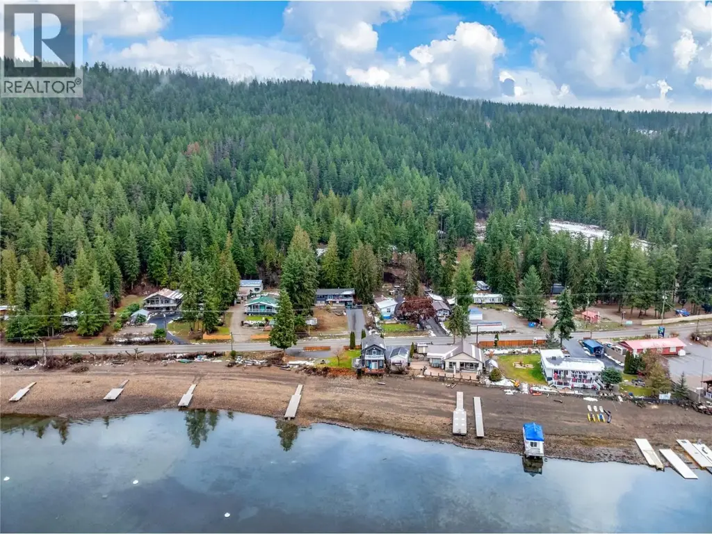 2022 Eagle Bay Road, Blind Bay