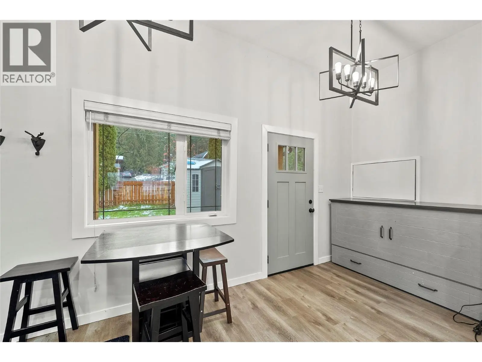 2022 Eagle Bay Road. Blind Bay, British Columbia