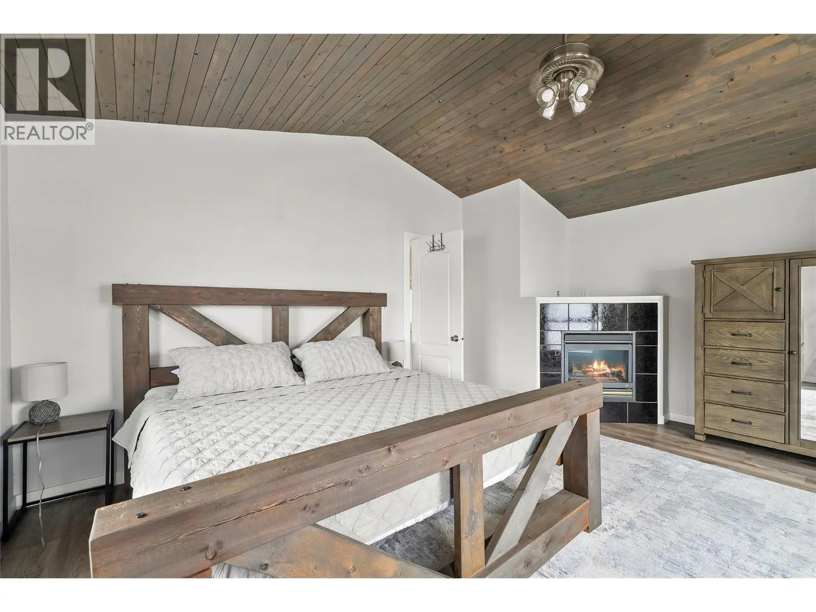 2022 Eagle Bay Road. Blind Bay, British Columbia